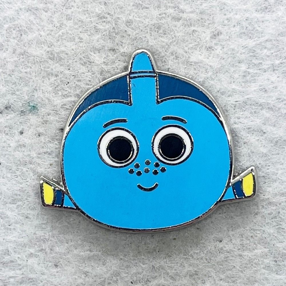 🔮 5/$25 Disney Finding Nemo Dory Tsum Tsum Pin